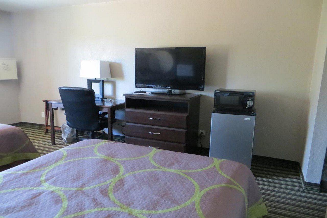 Super 8 By Wyndham Fort Myers Exterior foto