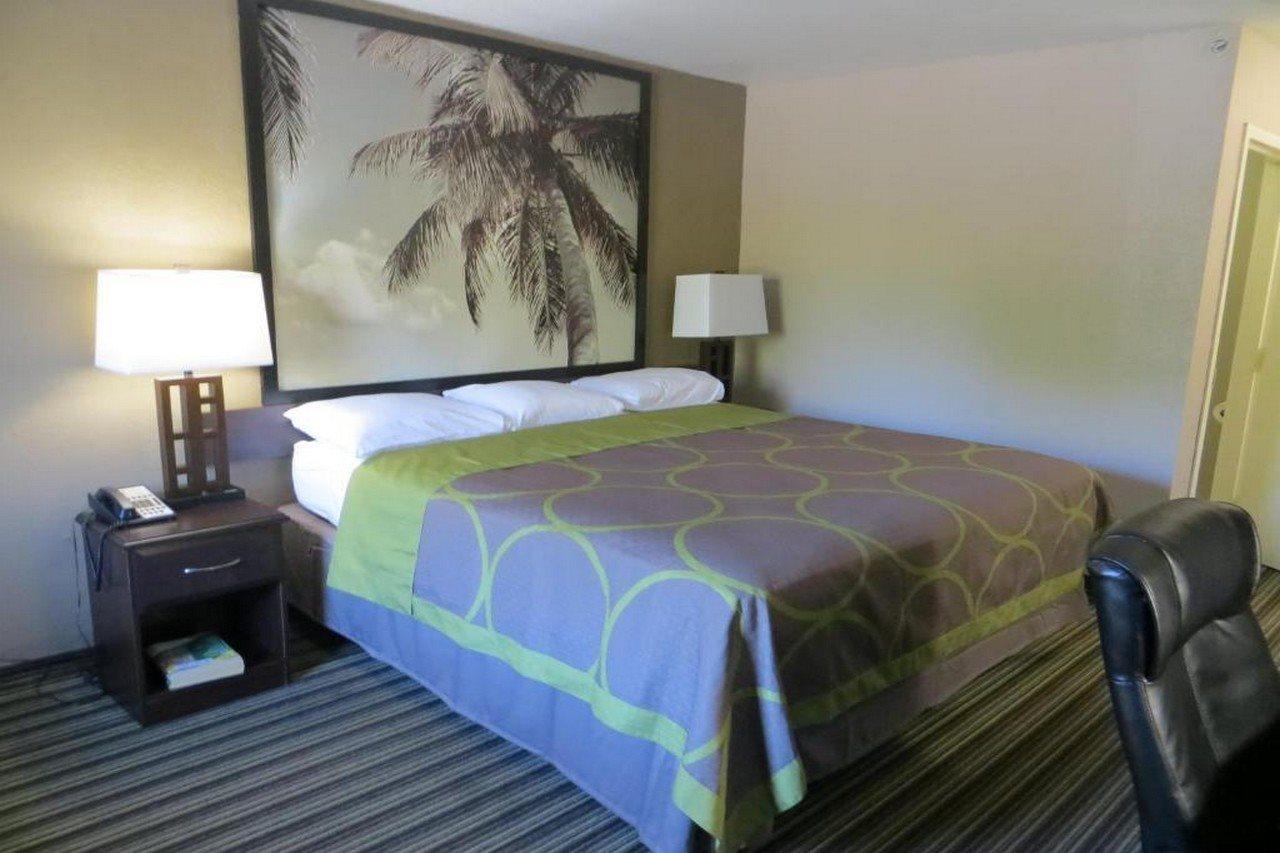 Super 8 By Wyndham Fort Myers Exterior foto